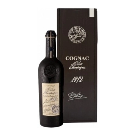 Rượu Cognac Petite Champagne 1972