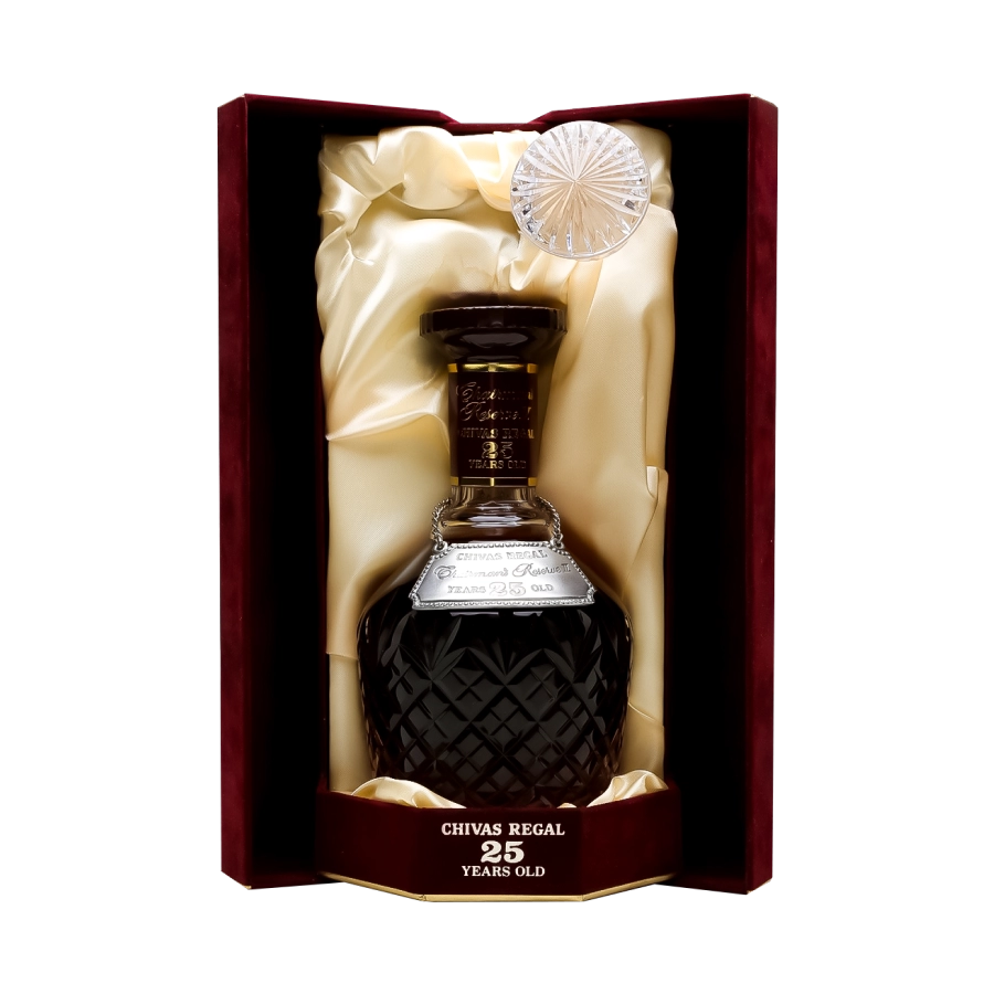 Rượu Whisky Chivas 25 Year Old The Chairman's Reserve II
