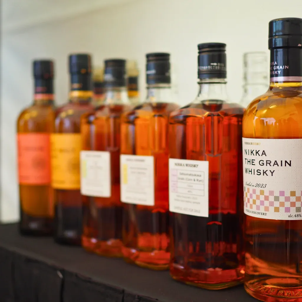 Nikka Grain Whisky: Tinh Hoa Sức Mạnh và Bí Mật Phía Sau Chai Rượu Whisky 'The Grain'