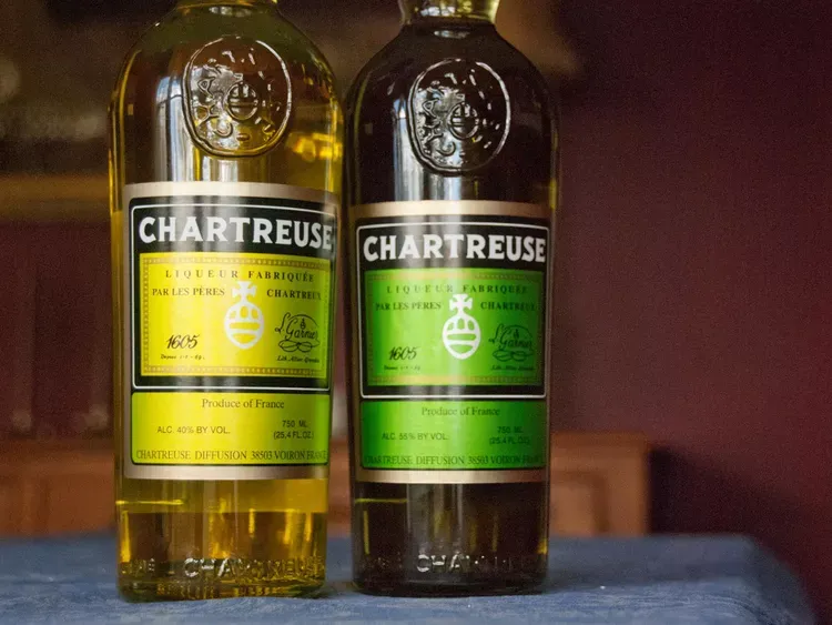 Top 10 Đồ Uống Và Cocktail Chartreuse