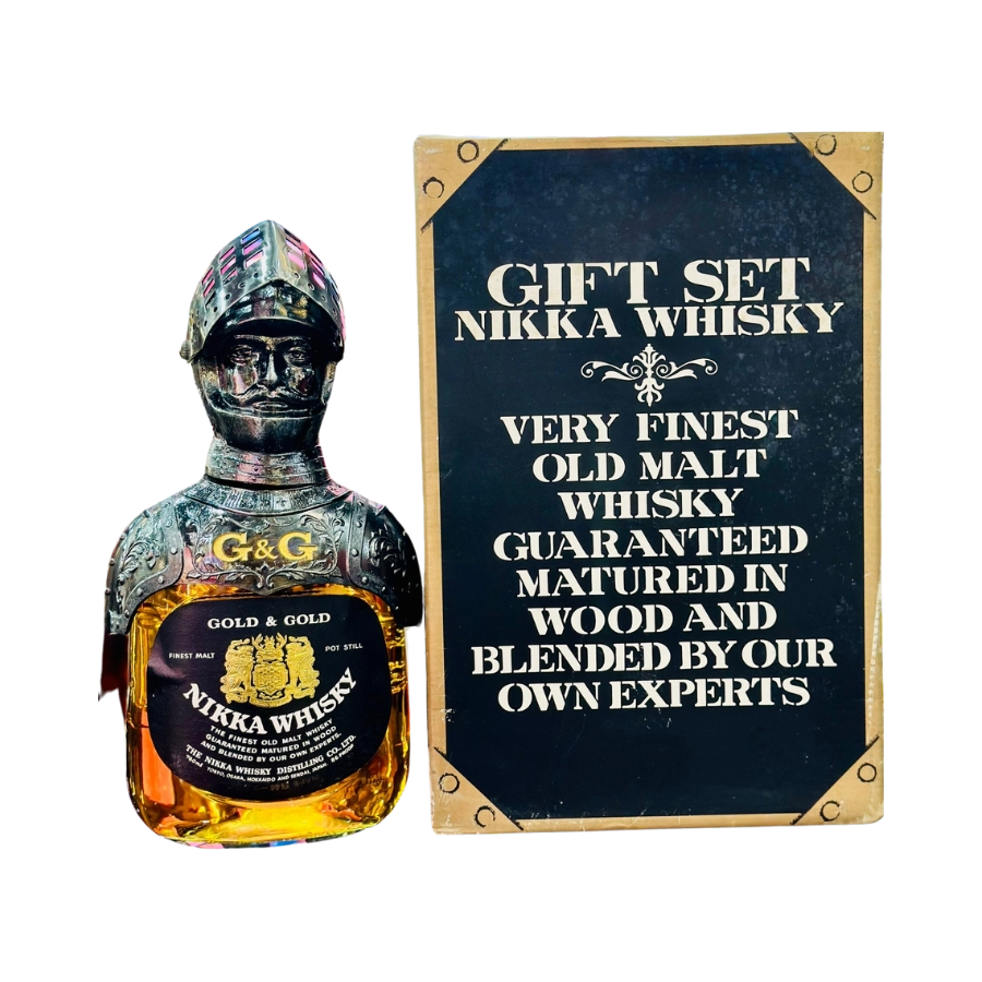 Rượu Whisky Nhật Nikka Gold & Gold Military Commander Gift Set