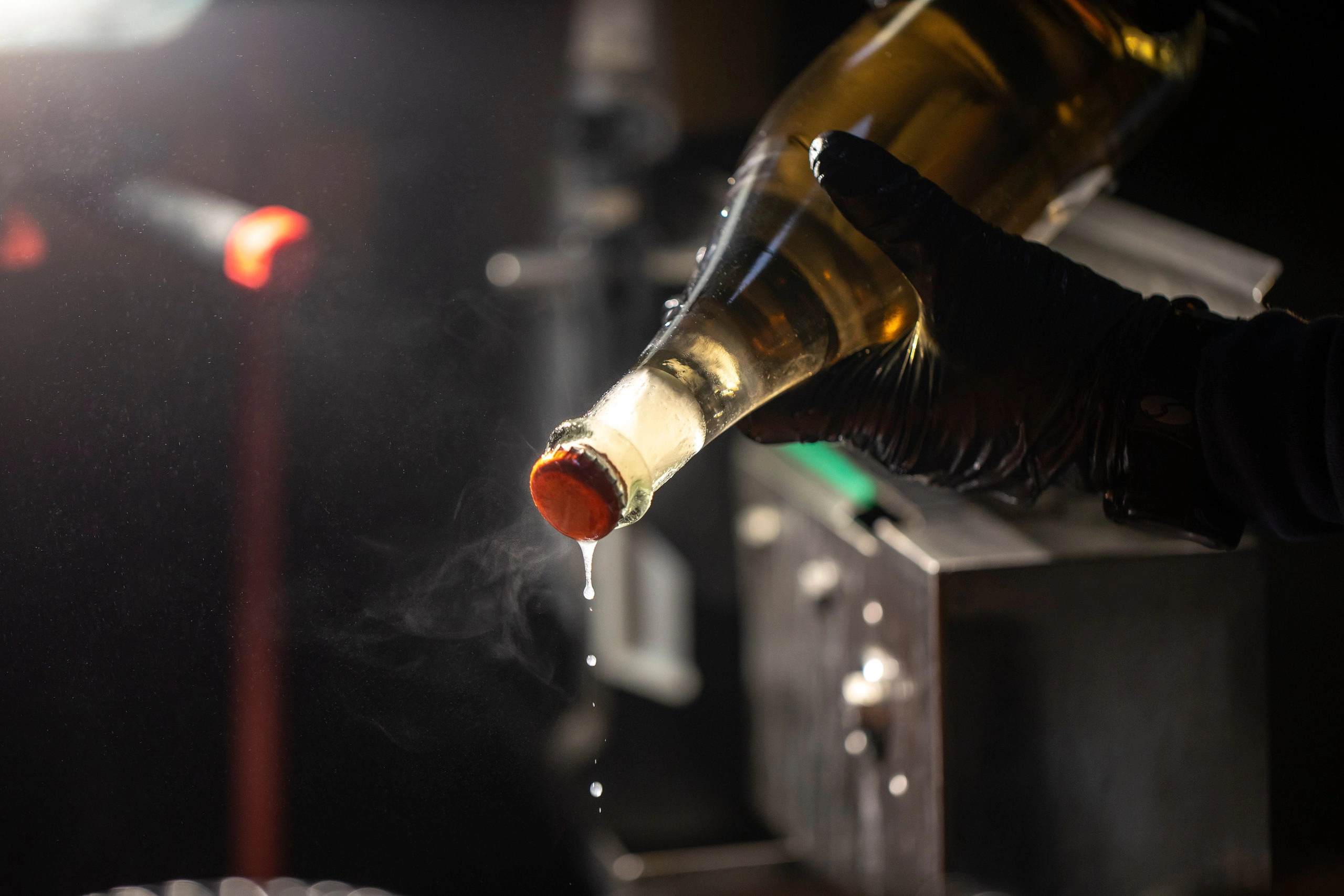 Giải Mã Ý Nghĩa Của Thuật Ngữ Disgorgement Trên Nhãn Chai Rượu Vang