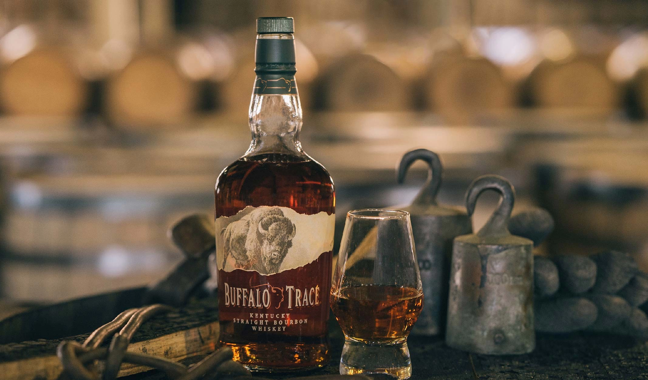 Buffalo Trace Whiskey Là Gì Và Tại Sao Nó Lại Được Ưa Chuộng Đến Vậy?