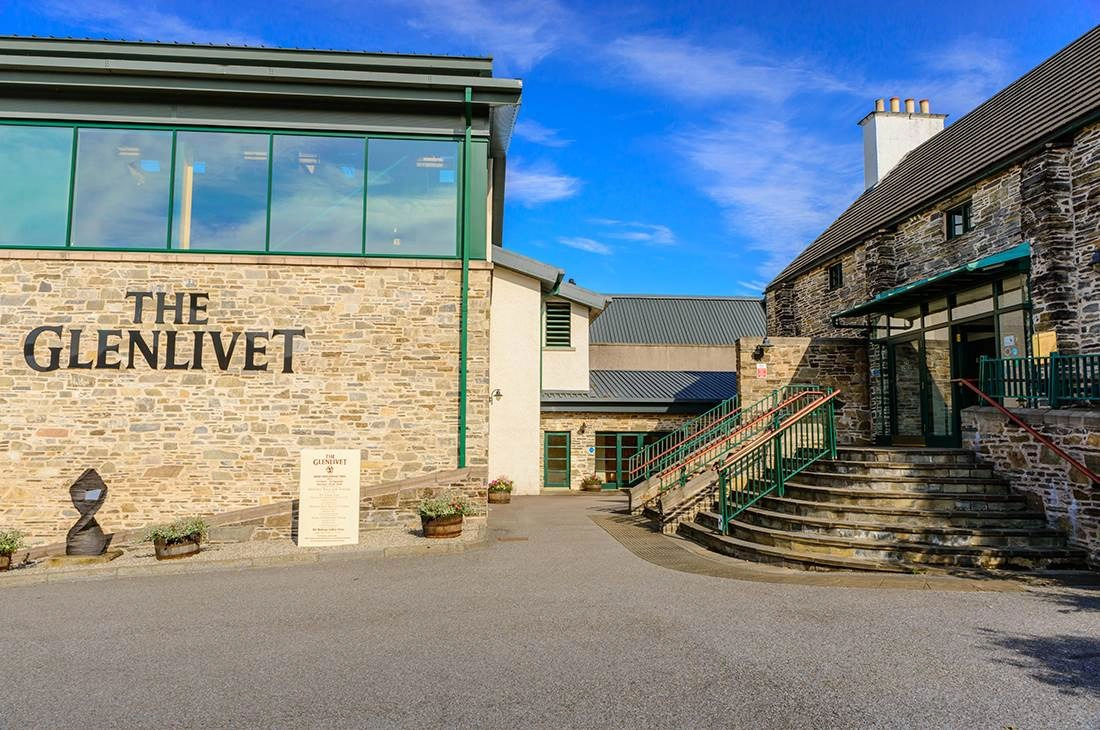 Khám Phá Glenlivet Phiên Bản Hộp Quà Tết 2025 Độc Đáo