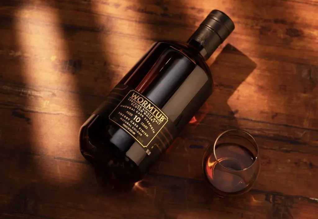 Ngôn Ngữ Bí Mật Của Nhãn Rượu Whisky: Những Điều Cần Chú Ý Khi Mua