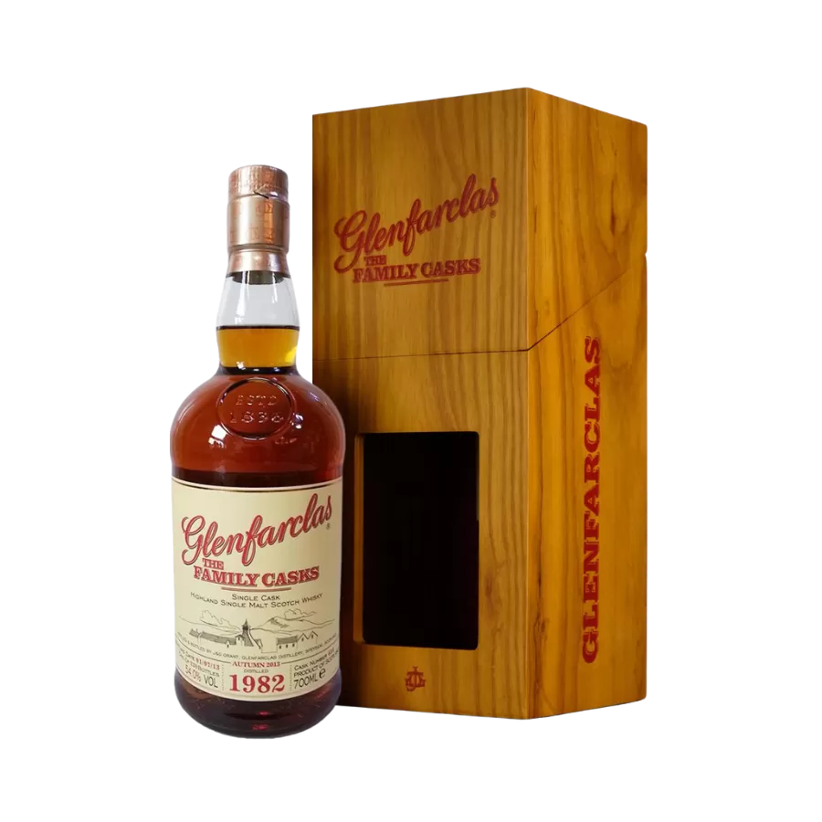 Rượu Whisky Glenfarclas 31 Year Old Family Cask Autumn 2013 1982