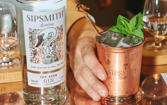 Sipsmith Kỷ Niệm Wimbledon Với Rượu Gin Top Seed Làm Từ Hạt Cỏ Của Centre Court