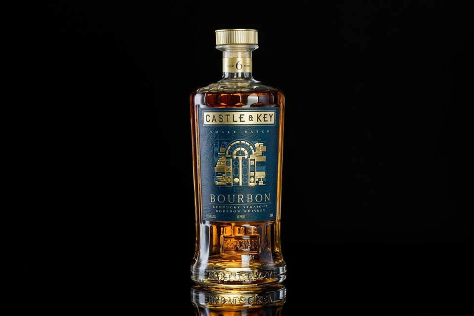 Castle & Key Ra Mắt Bourbon Small Batch Ủ 6 Năm