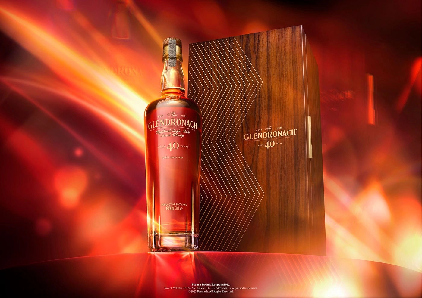 The Glendronach Trở Lại Với Phiên Bản 30 & 40 Năm