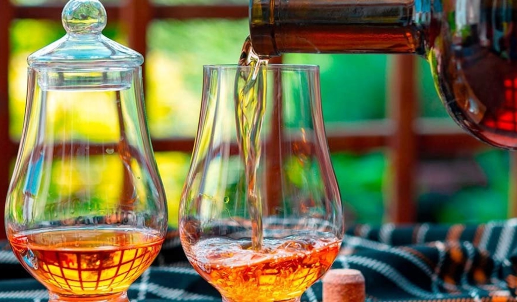 Whisky Nhật Bản Pha Trộn