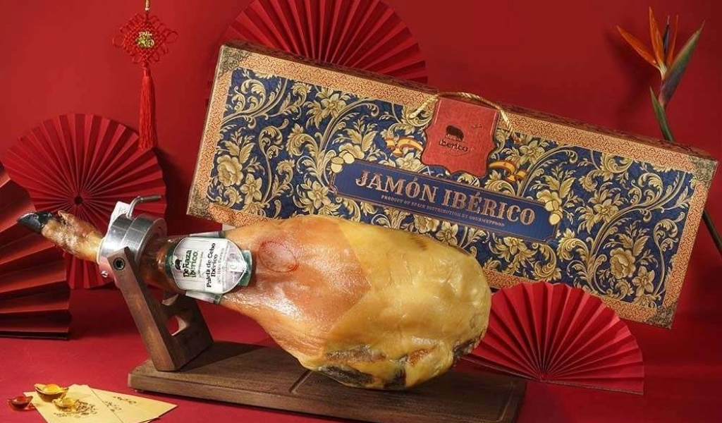Đùi Heo Muối Deraza Iberico Cebo 24 Tháng Đùi Trước Có Xương Chất Lượng
