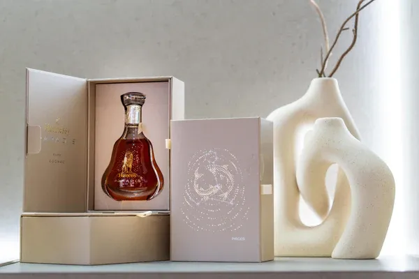 Hennessy Ra Mắt Bộ Sưu Tập Zodiac Độc Quyền Tại Châu Á – Thái Bình Dương