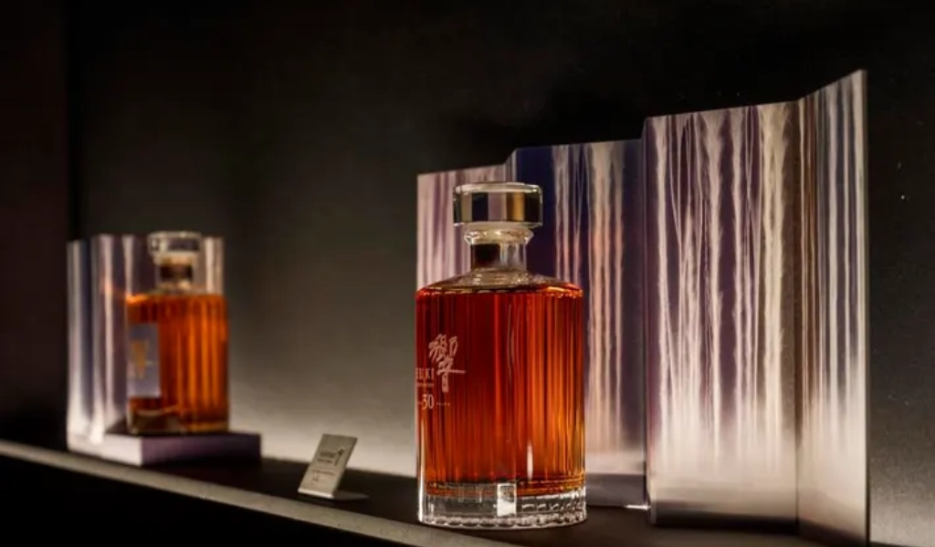 Suntory & Hiroshi Senju Hibiki