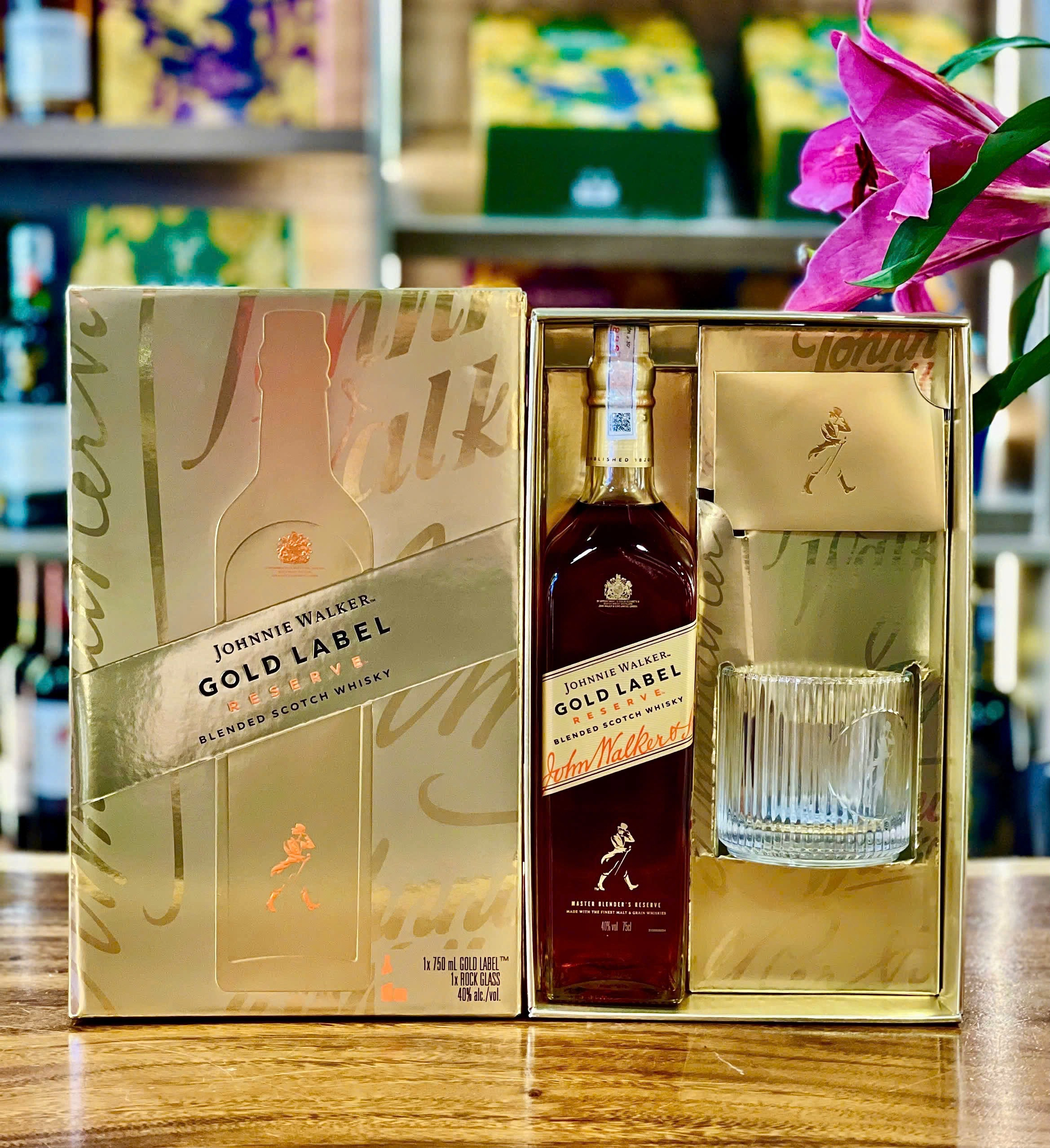 Johnnie Walker Gold Label Reserve Hộp Quà Tết 2026 Trọn Vẹn
