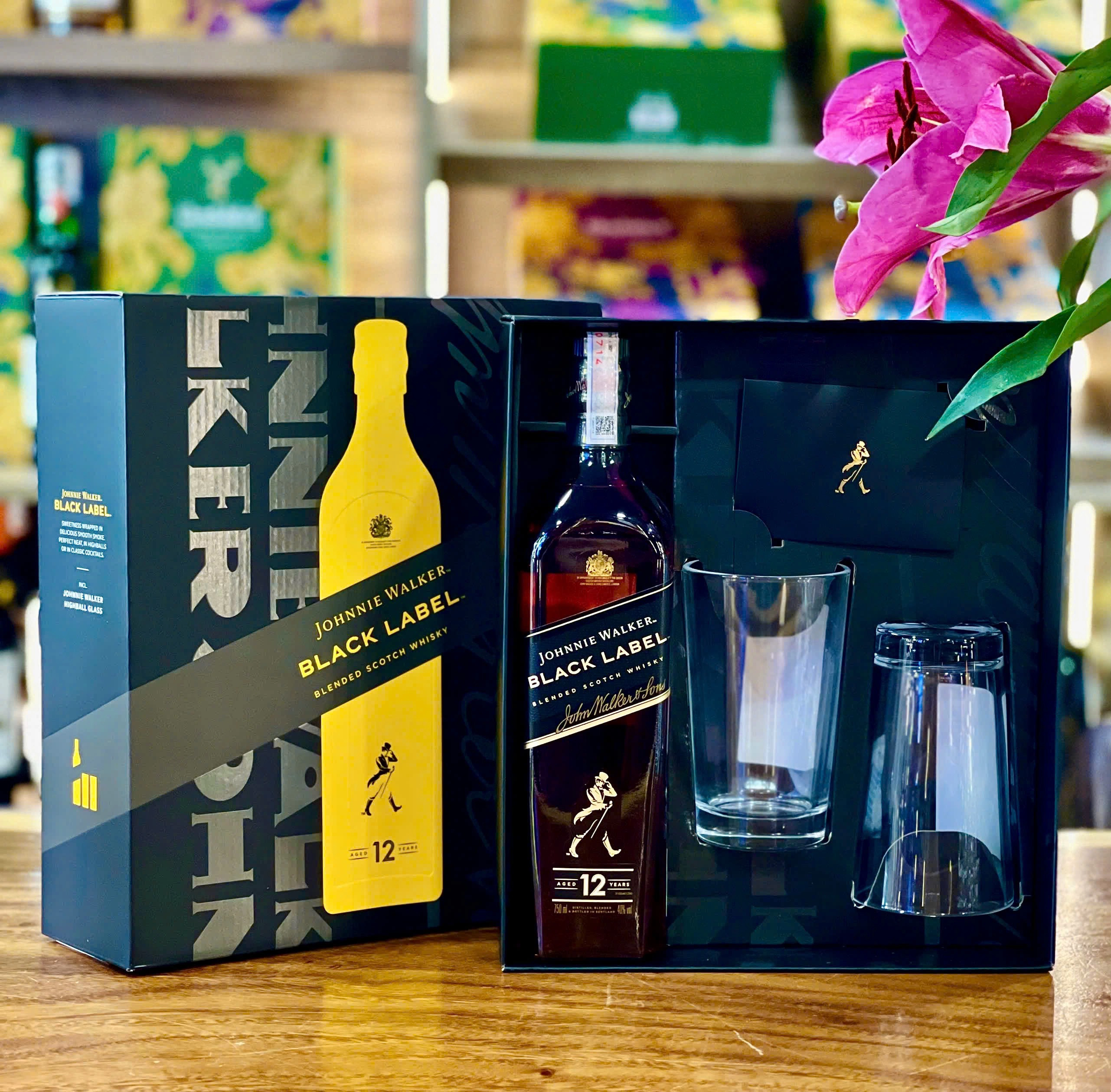 Johnnie Walker Black Label Hộp Quà Tết 2026 Biếu Tặng