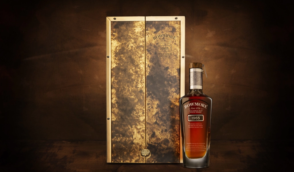 Rượu Whisky Bowmore 52 Year Old 1965 Precious Metals Limited Edition