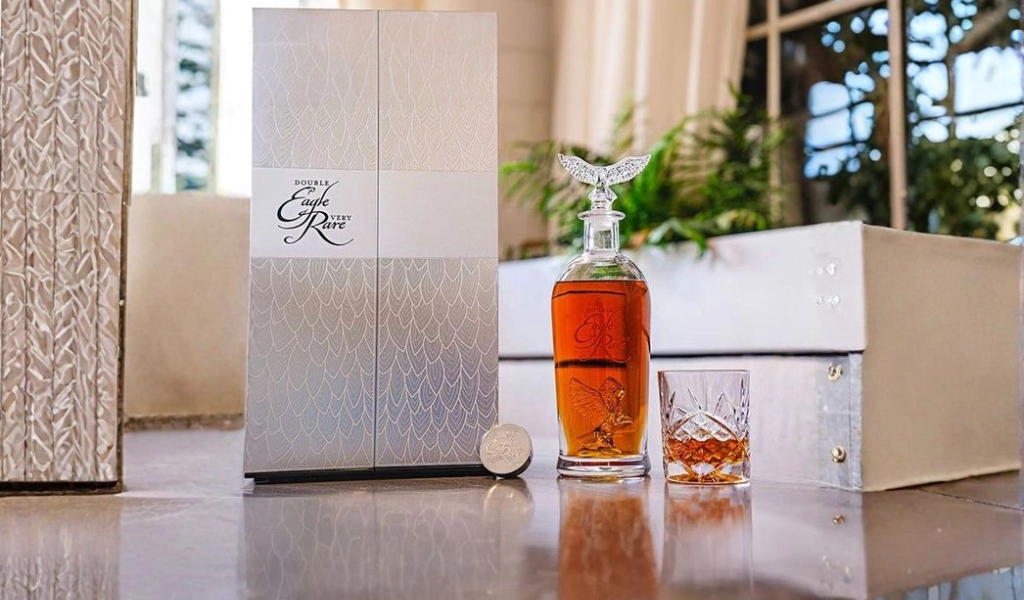 Rượu Whisky Double Eagle Very Rare 20 Year Old