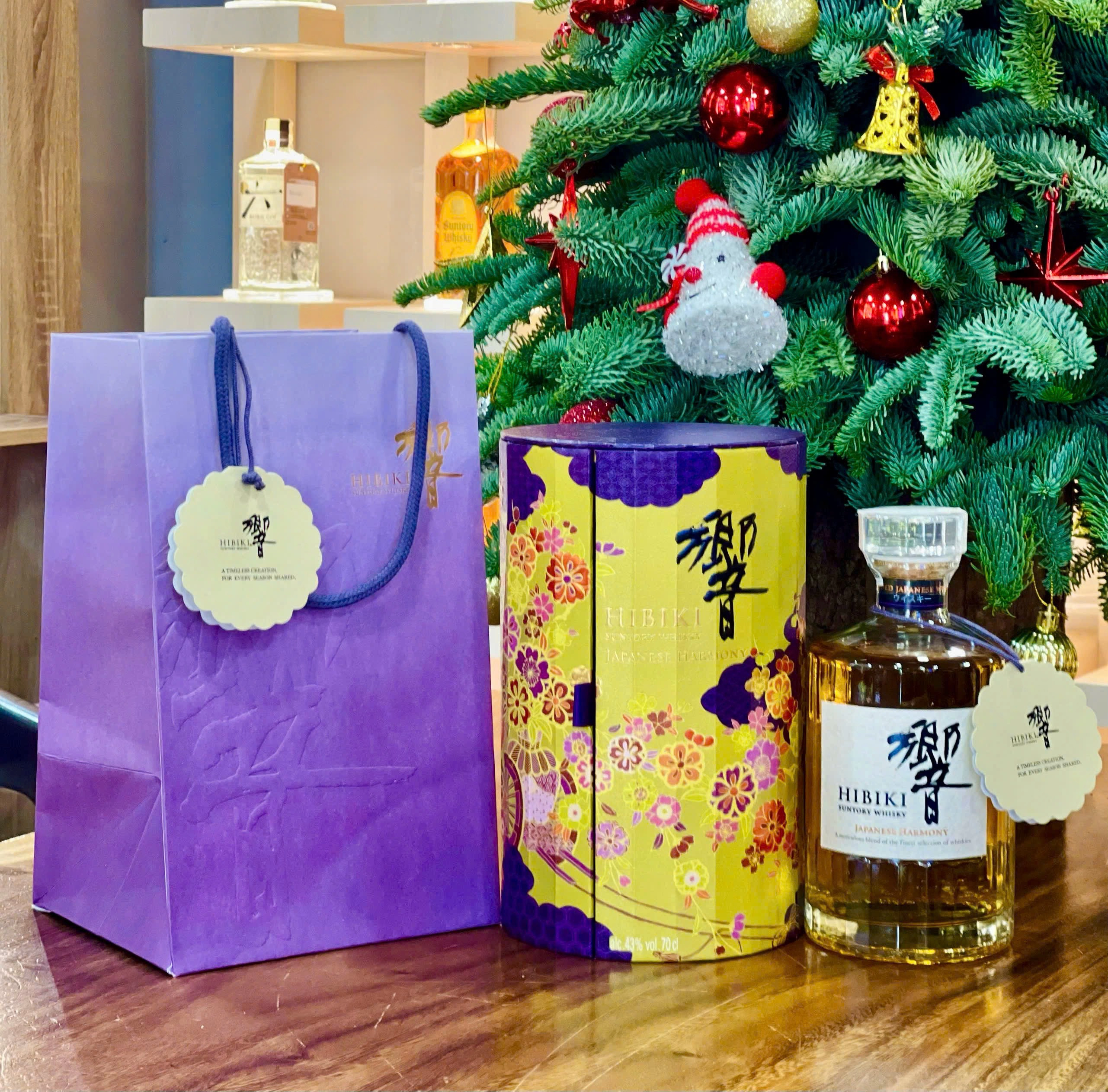 Hibiki Hộp Quà Tết