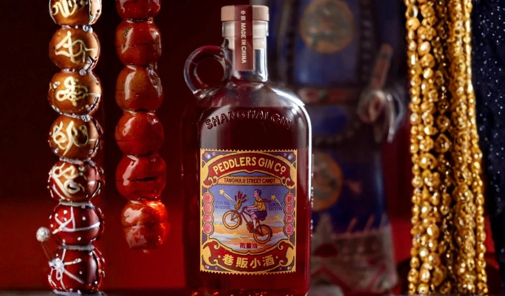Peddlers Gin Ra Mắt Tanghulu Street Candy Dịp Tết Nguyên Đán