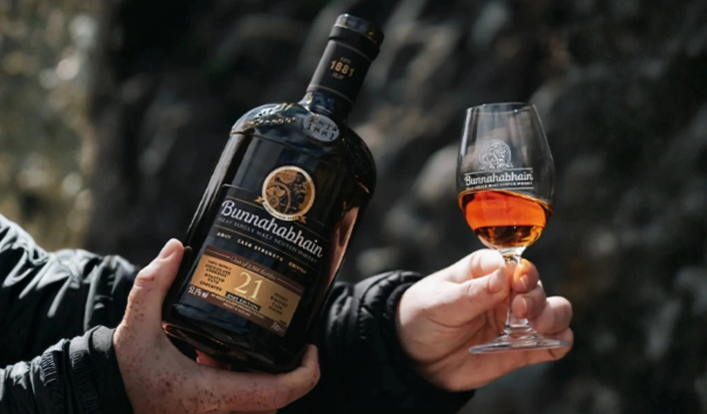 Bunnahabhain Ra Mắt