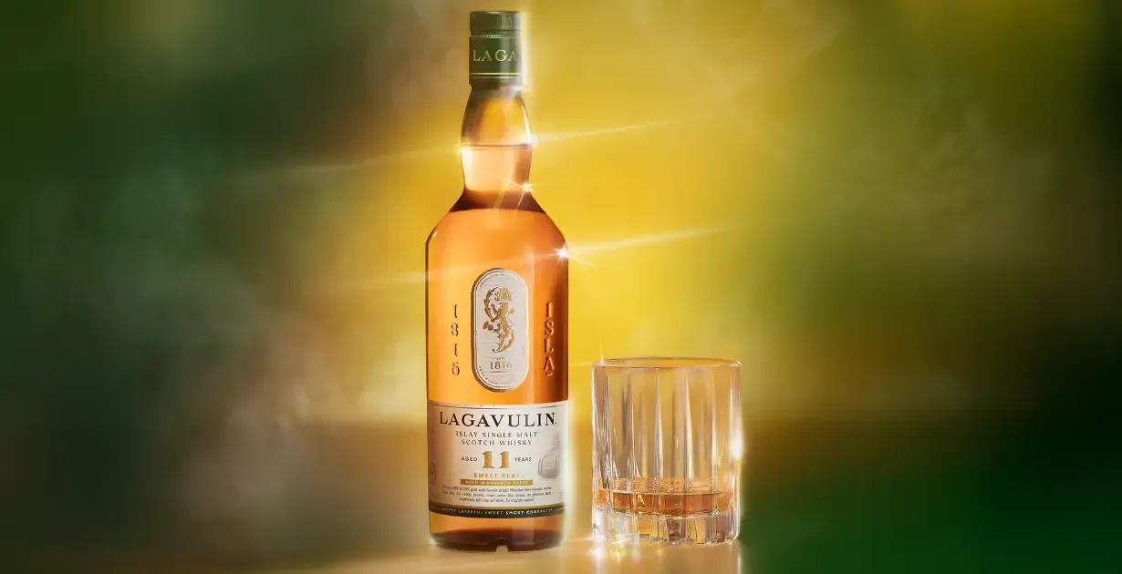Lagavulin Ra Mắt Phiên Bản 11 Year Old Sweet Peat