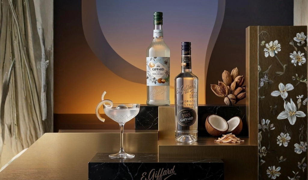 Rượu Hương Mùi Dừa