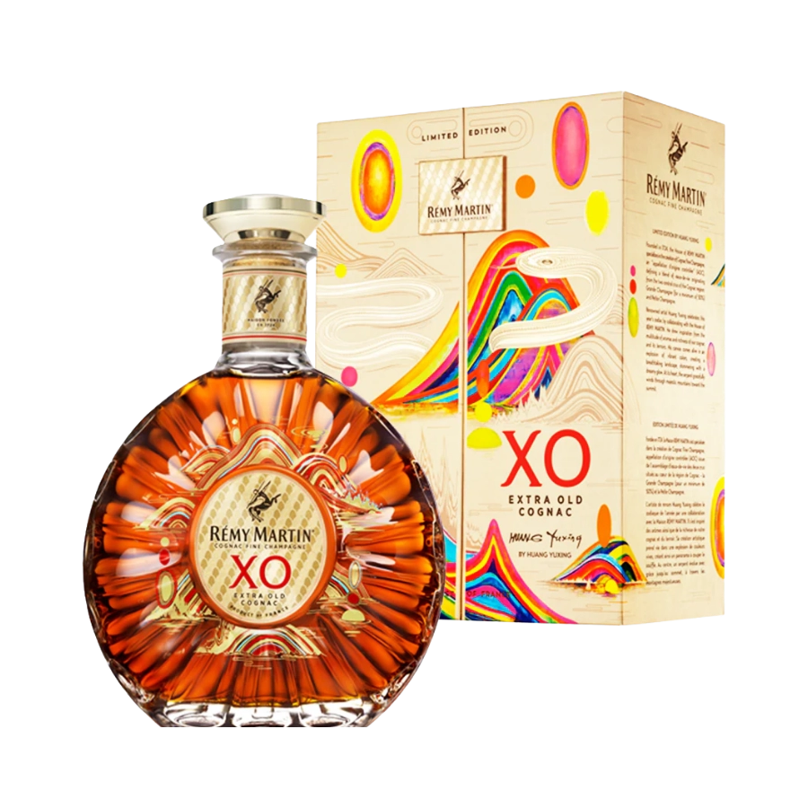 Rượu Cognac Remy Martin XO Phiên Bản Hộp Quà Tết 2025