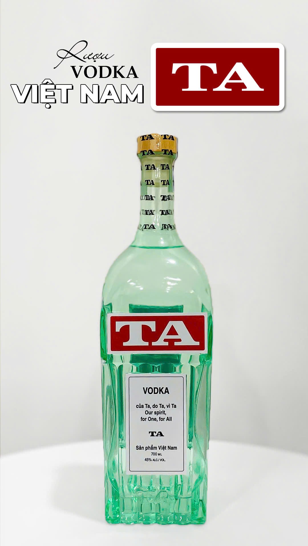 Rượu Vodka Việt Nam TA